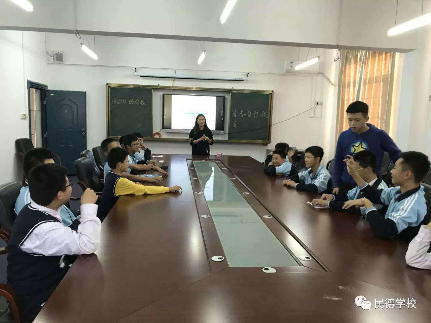 揚道德正氣，樹德育新風(fēng)